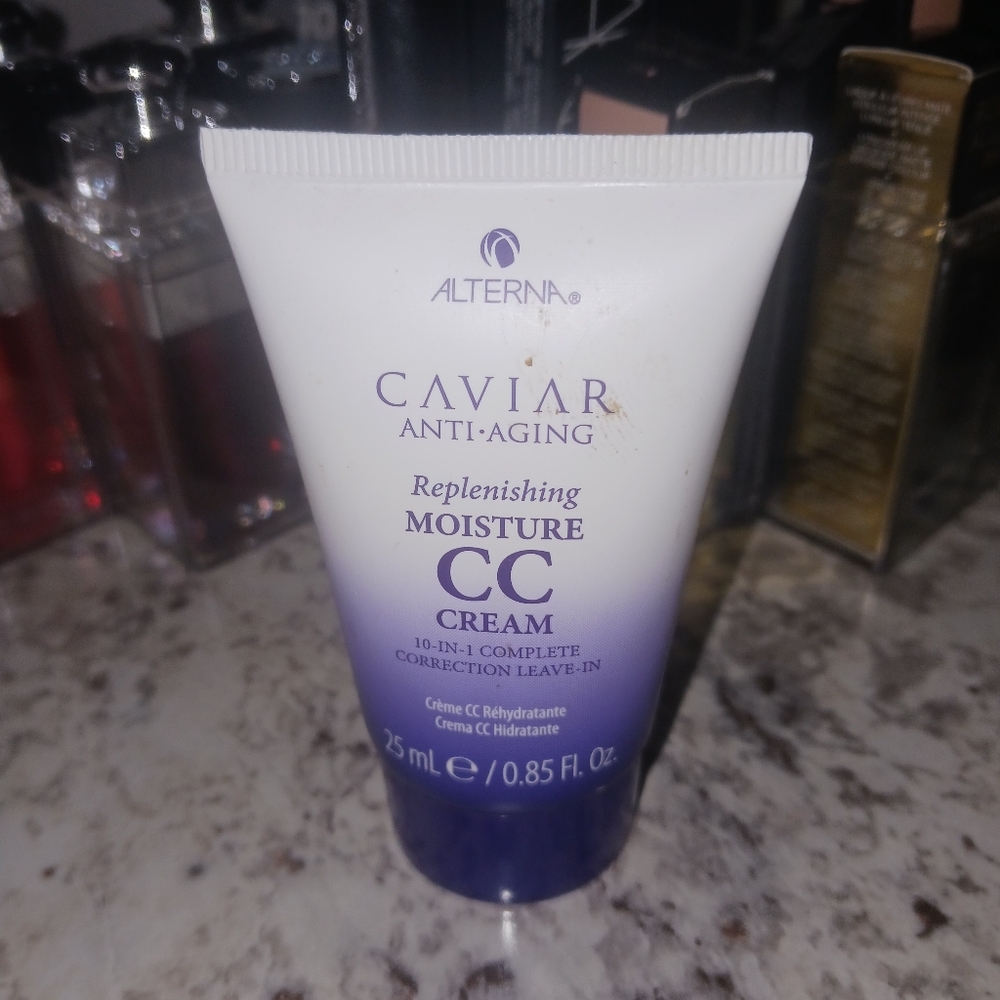 Alterna Caviar Anti-Aging Replenishing Moisture CC Cream - Purple and White